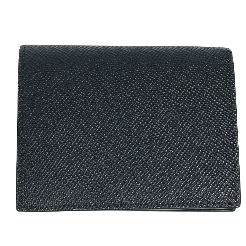 Affordable designer bag dupesPRADA Wallet