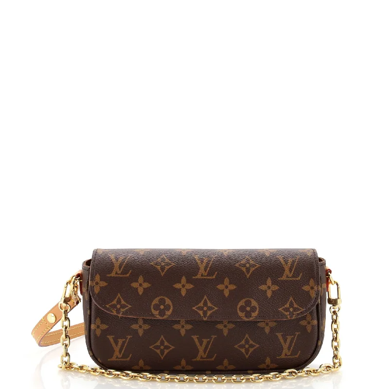 Designer bags for womenIvy Wallet on Chain Monogram Canvas