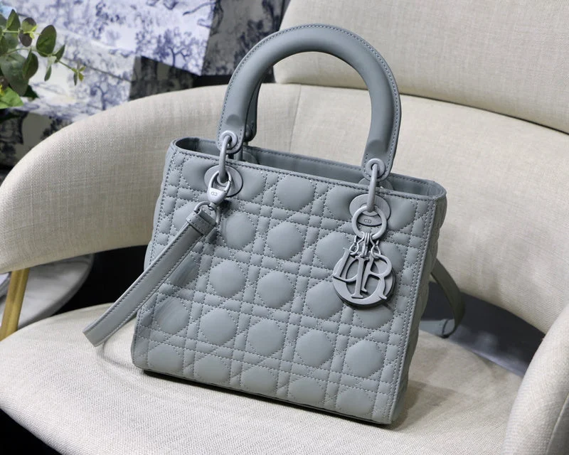 Designer bags with detachable strapsChristian Dior Bags - 5644