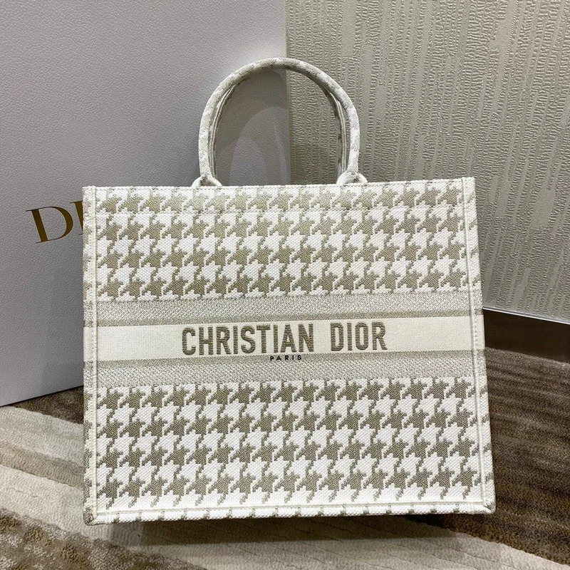 Eco-friendly tote bags for shoppingChristian Dior Bags - 5713