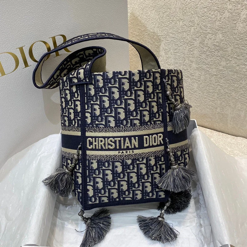 Eco-friendly tote bags for shoppingChristian Dior Bags - 5727