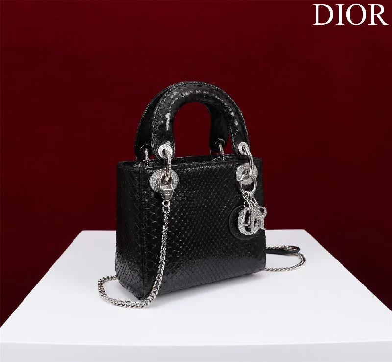 Large capacity travel bagsChristian Dior - Luxury Bags  190