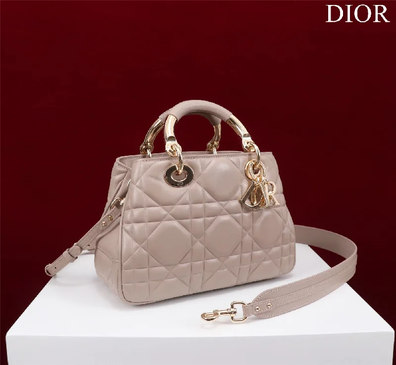 Sustainable fashion bagsChristian Dior - Luxury Bags  208